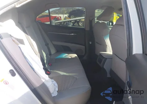 2019 Toyota Camry Se z USA, uszkodzony, nr VIN 4T1B11HKXKU724853